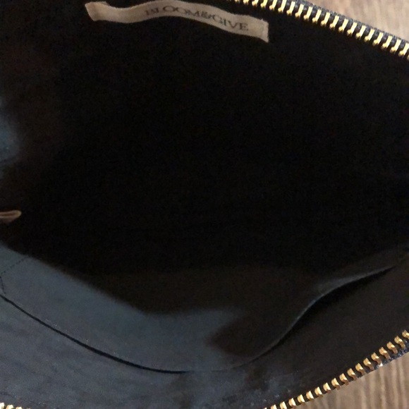 Bloom & Give Kavya Clutch - Picture 7 of 11